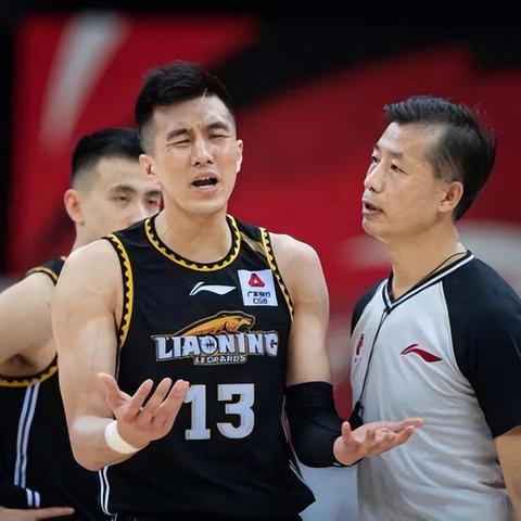 足球控卫怎么找