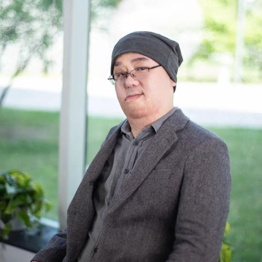 北大清华双男主创业，从边缘挺进牌局中央