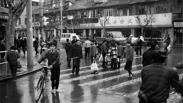 大学生活站站长工作内容简述近代都有哪些真实离奇的案件发生