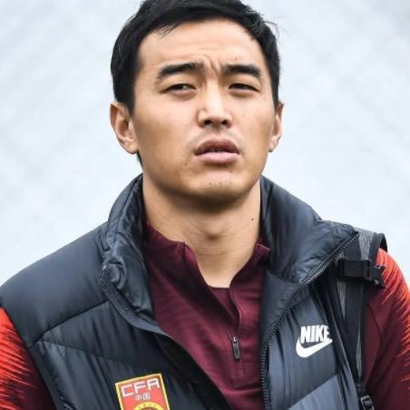 足球运动员的大肚腩图的长尾关键词有哪些