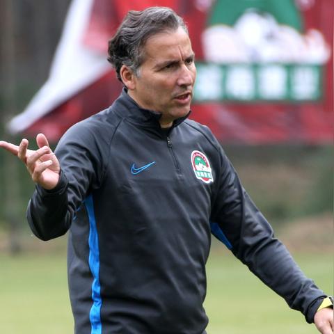 成都市区在哪里办老年证