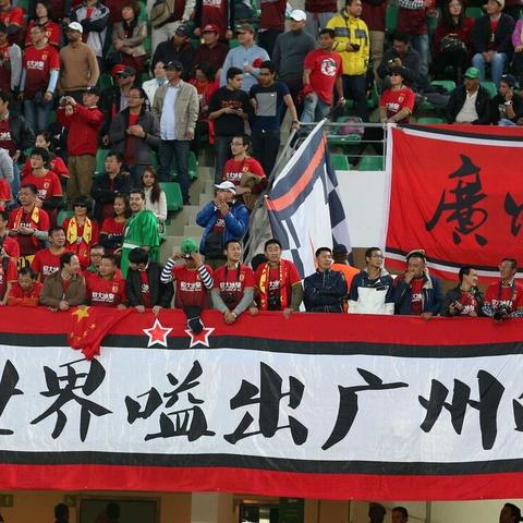 足球运动员高峰多大岁数的长尾关键词有什么