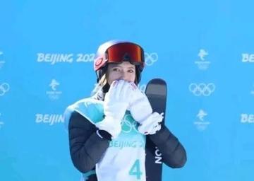 谷爱凌又做鬼脸了比赛现场图片