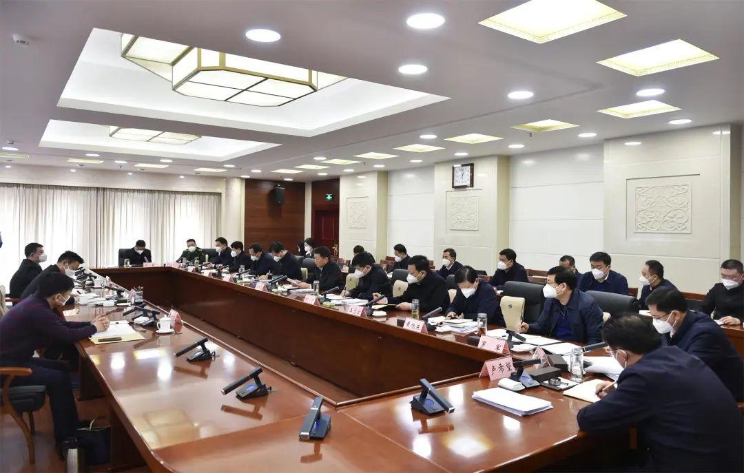 史根治
 ,史根治书记