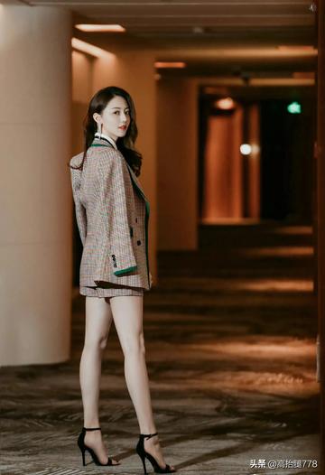 黄梦莹打成龙杨幂表情