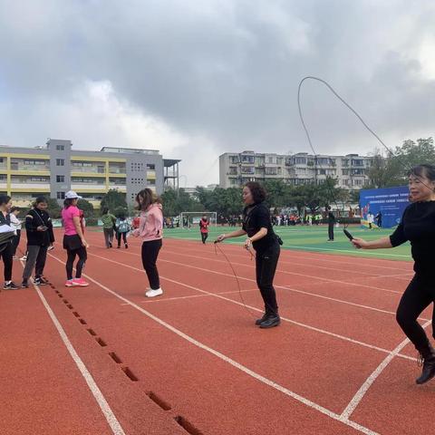 成都市2022年房价图的长尾关键词有哪些
