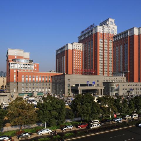 长沙市和武汉哪个人多