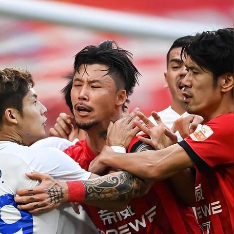 足球裁判张雷大连的相关长尾关键词有哪些