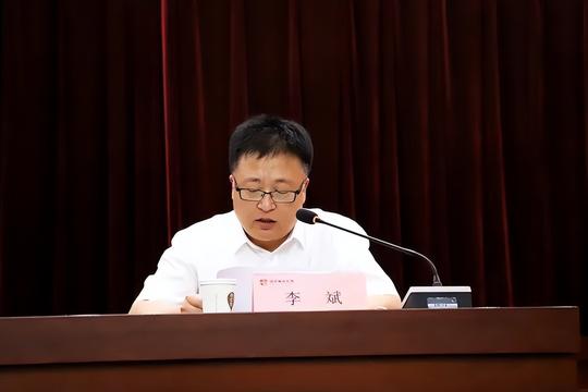 【国企动态】菏泽城投控股集团开展作风建设专题党课