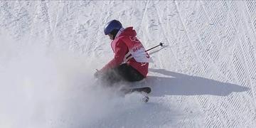 谷爱凌摔倒已不能走路