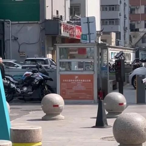 济南马路边几点可以停车？