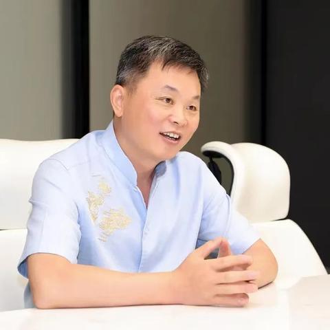 掌控全局：英雄联盟中视野控制的实战技巧与战术意义