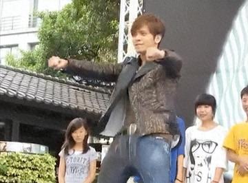 罗志祥电臀表情