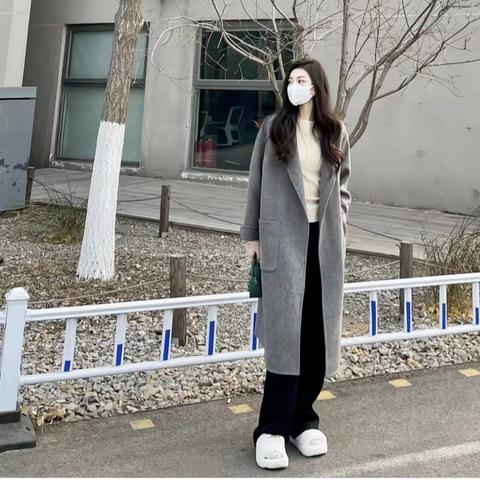 植物大戰僵尸（植物大戰僵尸，一场绿色与灰色的较量）