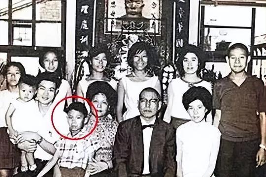 蔡衍明创业旺旺：18岁辍学，19岁卖鱼罐头，皆是命运在安排