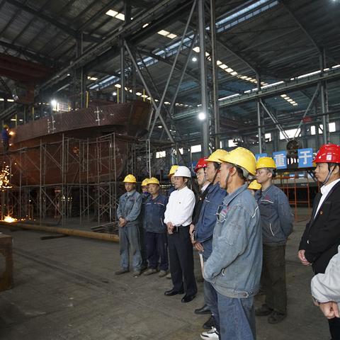 望城区和长沙市区哪个大