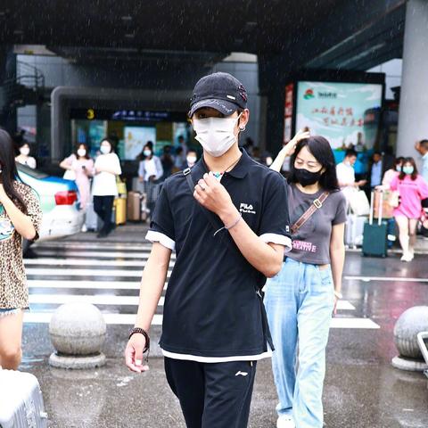 长沙睡机场相关长尾关键词有哪些