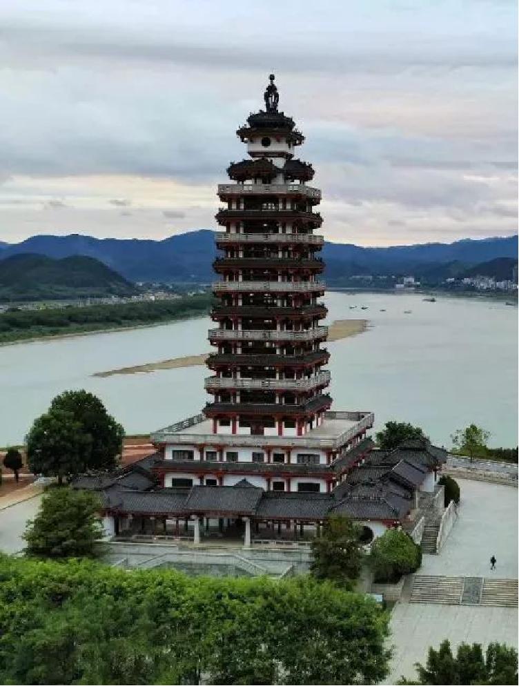 梧州风水宝地_梧州市苍梧县一共有多少个镇