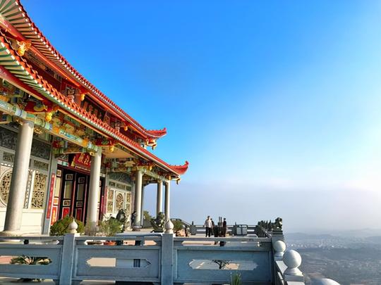 莆田冷门一景点，风景优美景点众多，天然石窟造型稀奇，游客却少