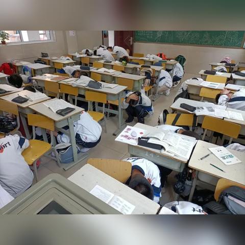 西安市怎么确定中风险