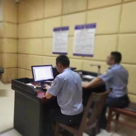 跨境电商跟电商哪个赚钱