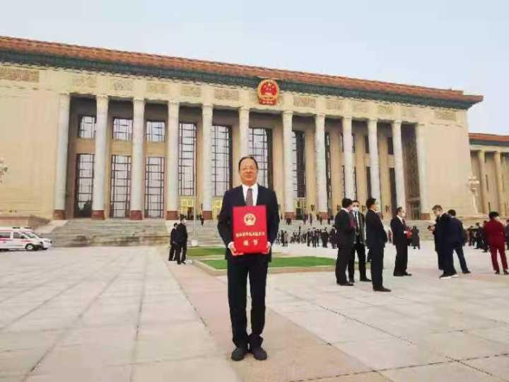 纺织科技进展论文封面格式上民办大学有前途吗