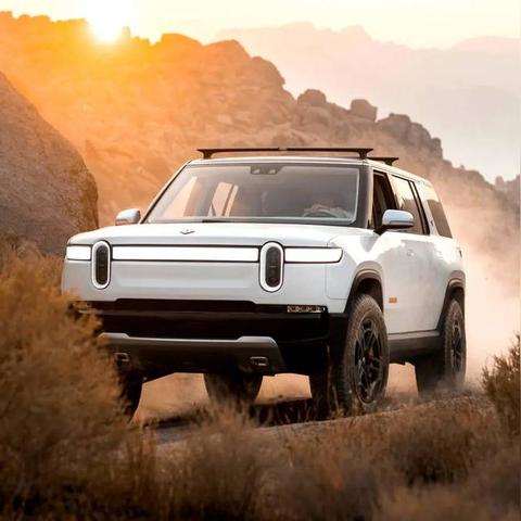 Rivian Automotive盘中异动 股价大跌5.03%