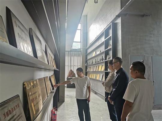 瓯江口首家退役军人就业创业孵化基地授牌
