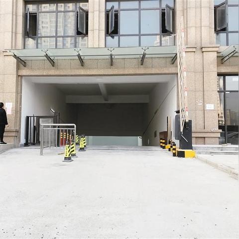 西安地下车库管理费标准？