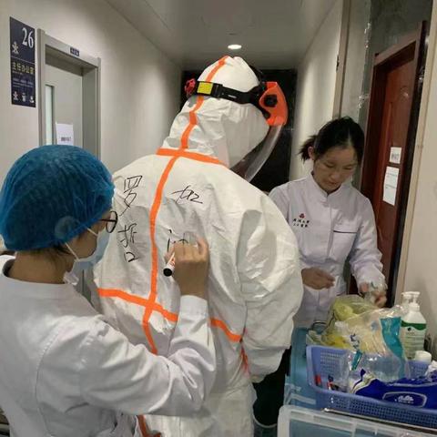 论队长的权威性足球运动员的长尾关键词有什么