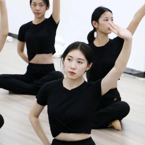 承认河南省编导统考成绩省外学校的相关长尾关键词有哪些