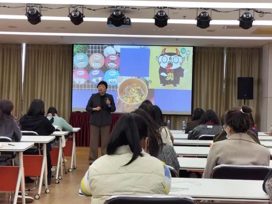 凝聚巾帼力量，助力乡村振兴！市妇联举办2021年返乡入乡创业妇女和高素质女农民电商新业态新模式专项培训