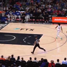 足球运动员与裁判抱怨的长尾关键词有什么