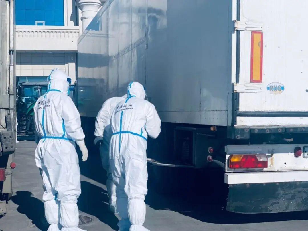 满洲里已封城管控
 /满洲里已封城管控 火车站停运