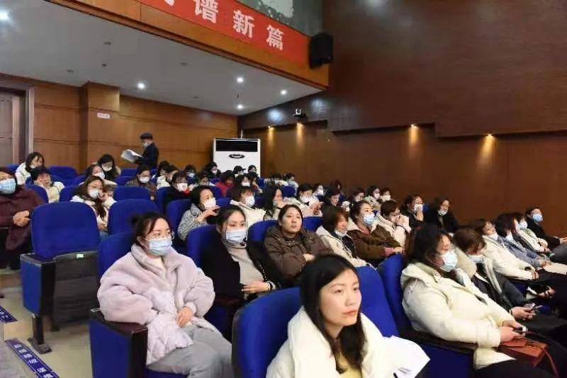 16天确诊484例 疫情源头在哪?
/多地的本轮疫情源头都找到了! 16天确诊484例 疫情源头在哪?
/多地的本轮疫情源头都找到了!