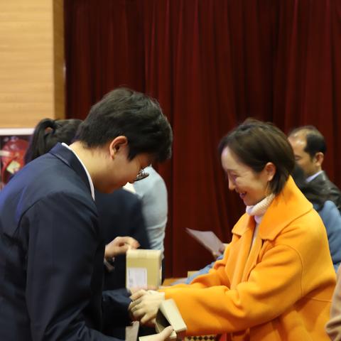 济南外国语老板相关长尾关键词有哪些