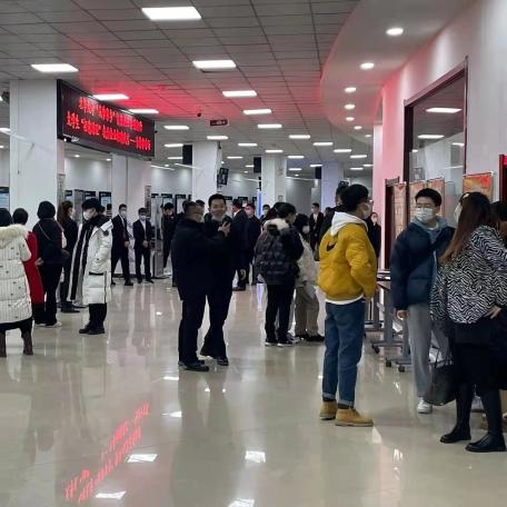 西安：为偏远地区学生提供方便，大学举行远程视频面试, 你怎么看？