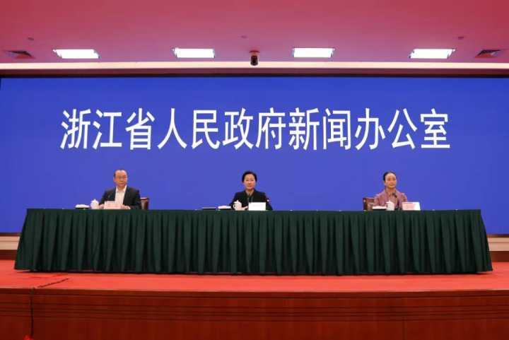 浙江新增12例本土确诊
(浙江新增12例本土确诊病例)-图1 浙江新增12例本土确诊
(浙江新增12例本土确诊病例)-图1