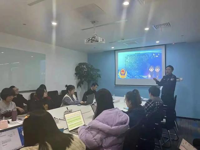 新冠疫苗接种防诈骗指南