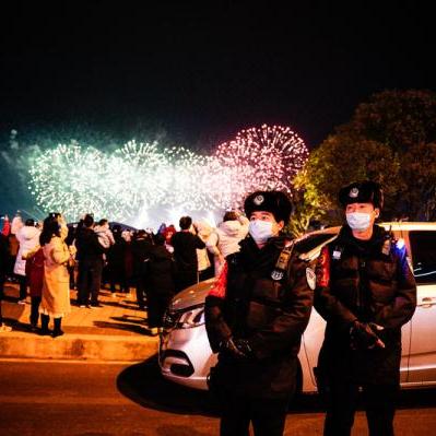 盘点滴水湖烟花秀在上海哪里相关关键词有哪些