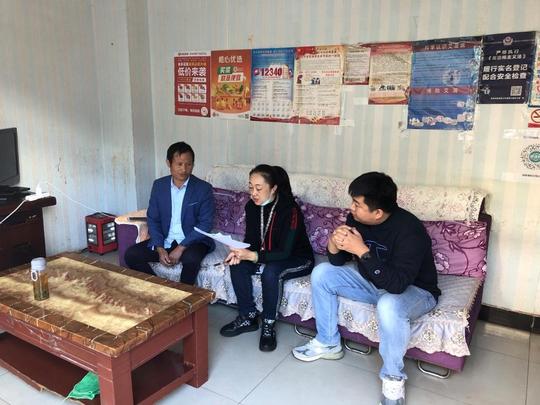 楚雄市人社局集中开展返乡农民工就业创业政策宣传活动