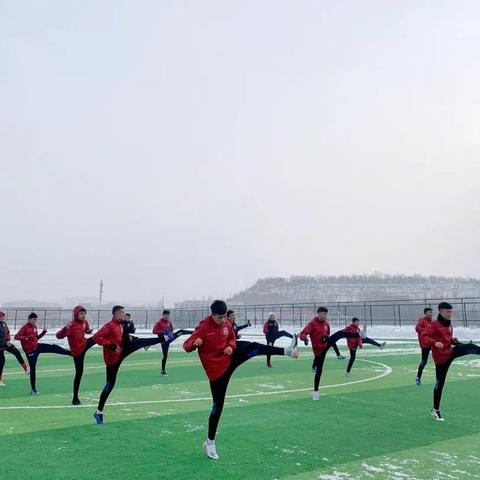 短时间足球集训多少钱