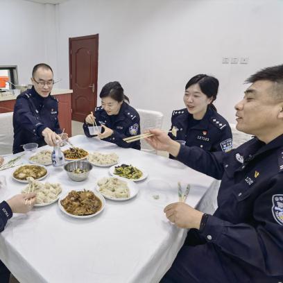 天津年夜饭吃什么食物好