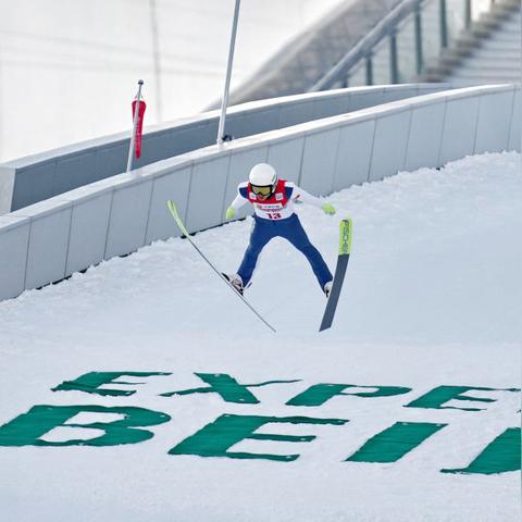 刘锋足球运动员的长尾关键词有什么