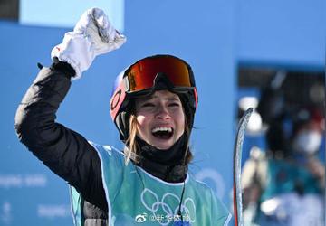 谷爱凌失误后表情好可爱图片