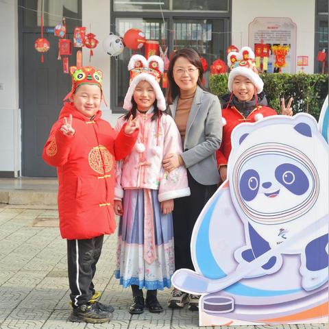 盘点女足在上海浦东机场干嘛相关关键词有哪些