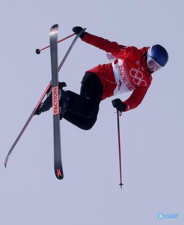 谷爱凌失误后表情好可爱图片