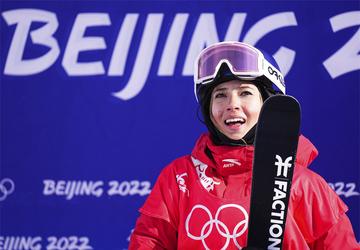 谷爱凌失误后表情好可爱图片