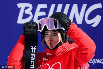 谷爱凌又做鬼脸了比赛现场图片