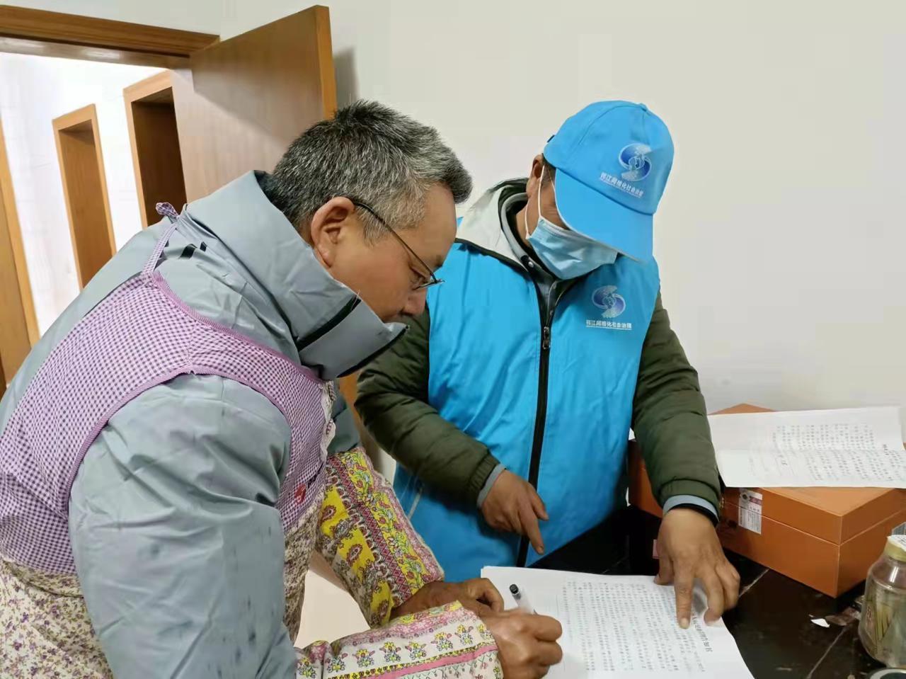 扬州疫情拐点何时到来?
,扬州疫情拐点何时到来啊 扬州疫情拐点何时到来?
,扬州疫情拐点何时到来啊